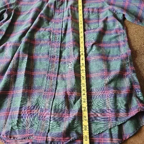 L.L. Bean Green Plaid Casual Button Down Shirt - Picture 6 of 7